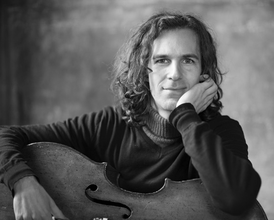 Portraet Tobias Baez